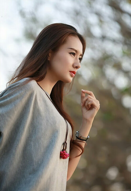 Jiu You-《亚洲电竞崛起：多国战队实况直击》，亚洲电竞项目