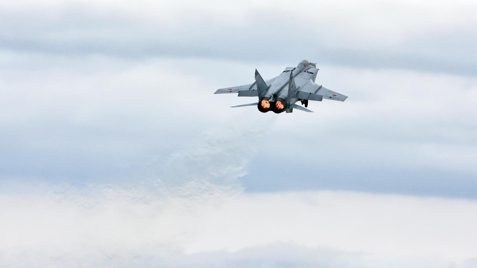 九游登录中心-【极速时间限制】比赛时间缩短，精彩得更加瞬间爆发！，极速时限游戏怎么过技巧