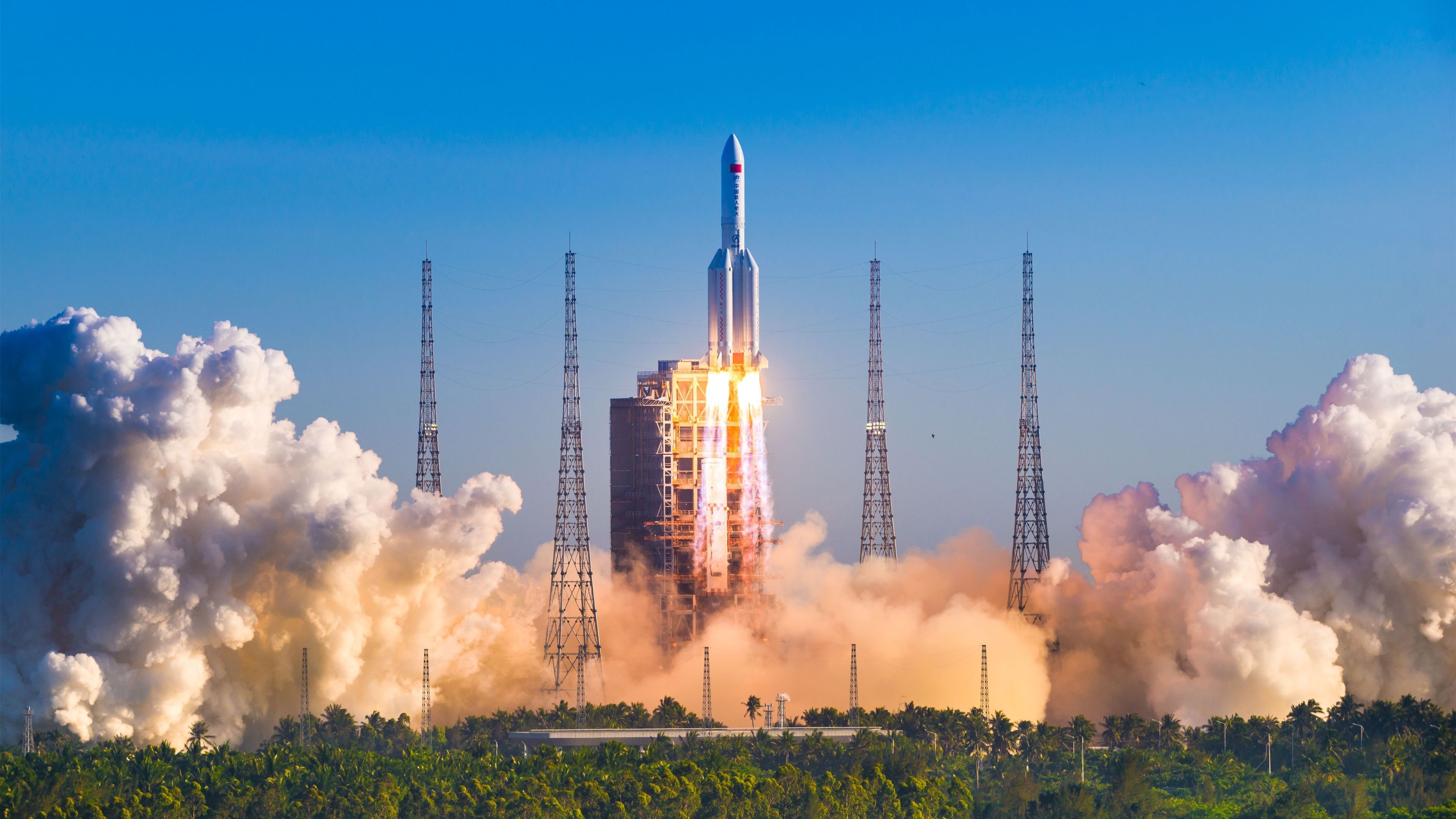 未来足球：多功能场馆打造城市新地标，创意足球场馆