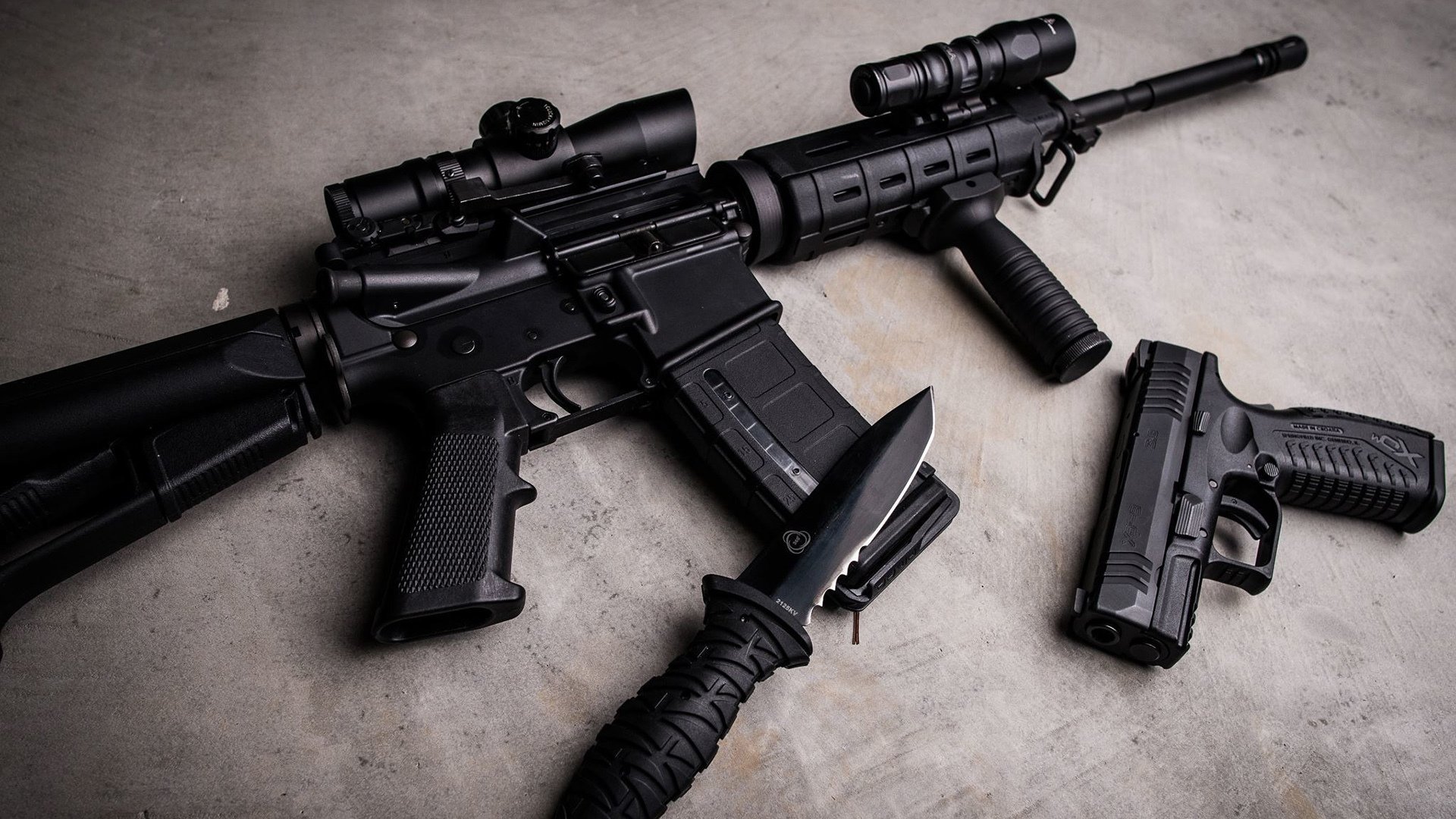 广东队加强对抗训练提升内线强度,广东队太强了