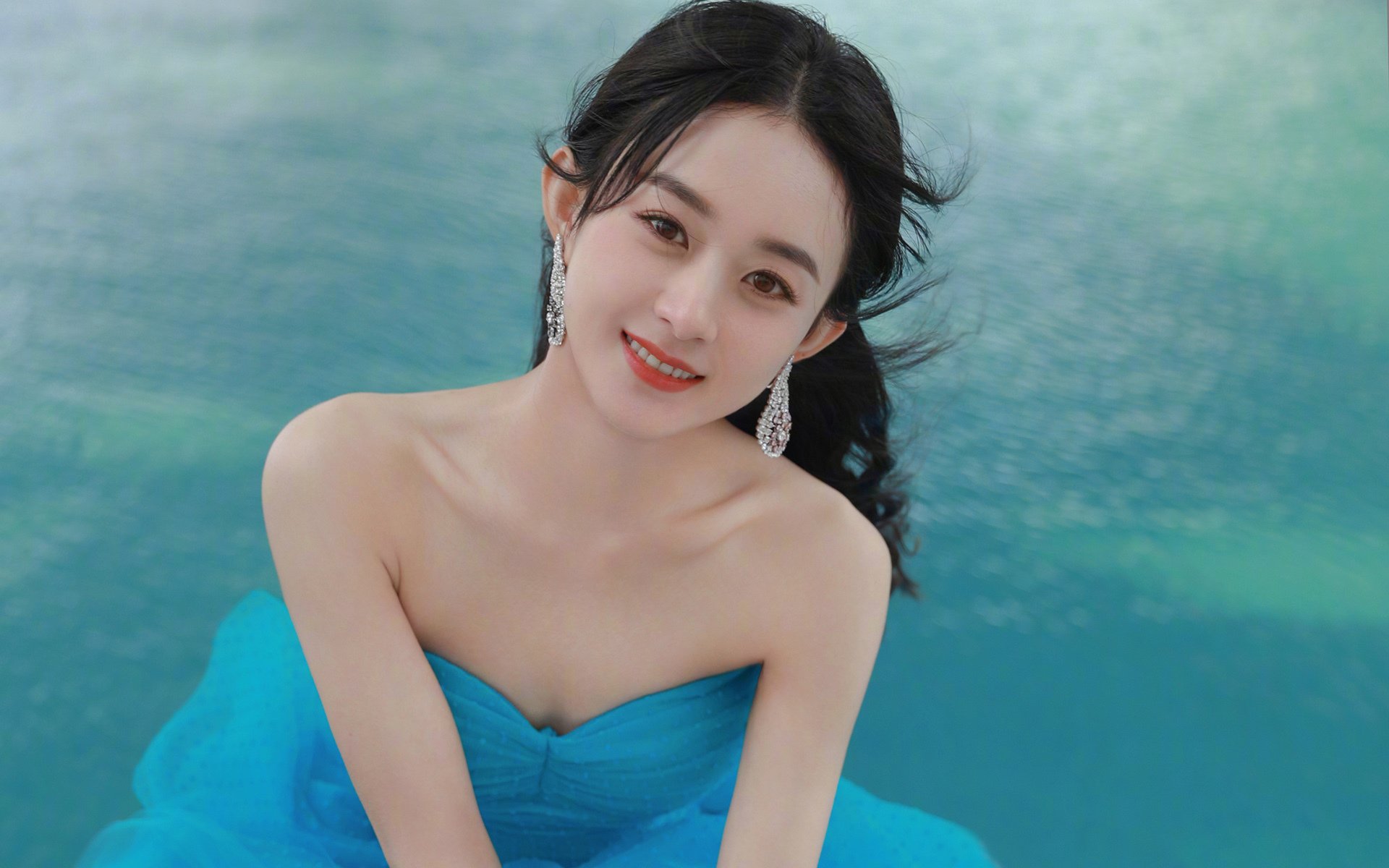 中国女排启用新人备战世界大赛预选，中国女排新接应